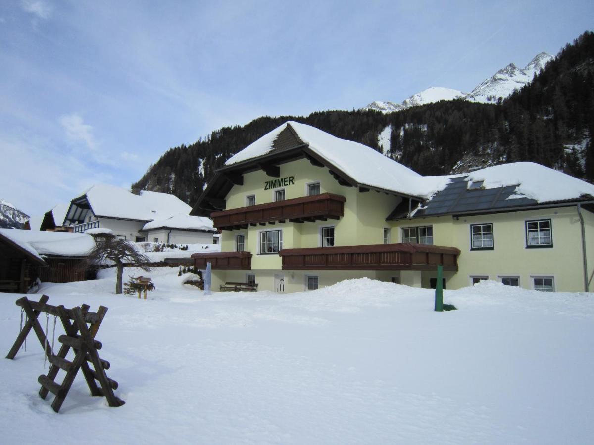 Gaestehaus Marianne Baier Zederhaus Exterior photo